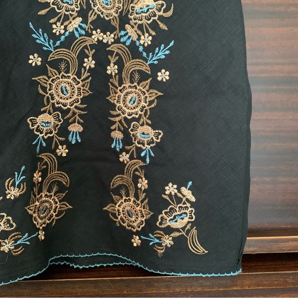 E-col-o-gie Irish Linen Floral Embroidered Black Skirt, Size 10 - Picture 3 of 14